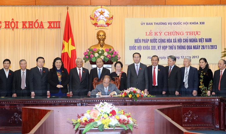 Quốc hội khoá XIII đã thông qua 222 bộ luật, luật, nghị quyết và pháp lệnh