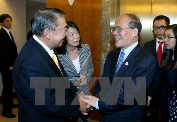Chủ tịch Quốc hội Nguyễn Sinh Hùng gặp Chủ tịch Hạ viện Nhật Bản Tadamori Oshima