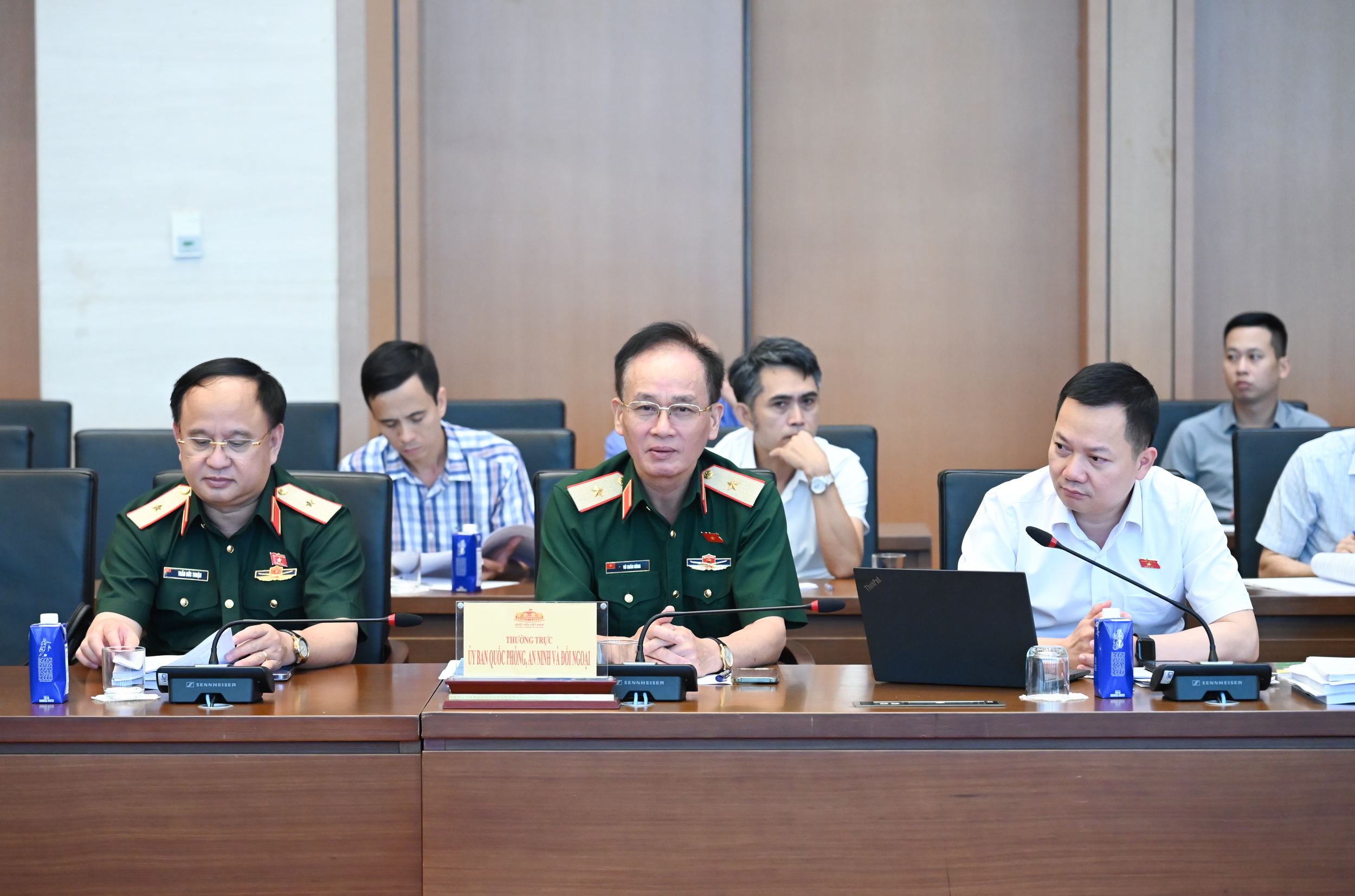 Ủy ban Quốc phòng, An ninh và Đối ngoại thẩm tra chính thức dự án Luật sửa đổi, bổ sung một số điều của 10 luật có liên quan đến an ninh, trật tự