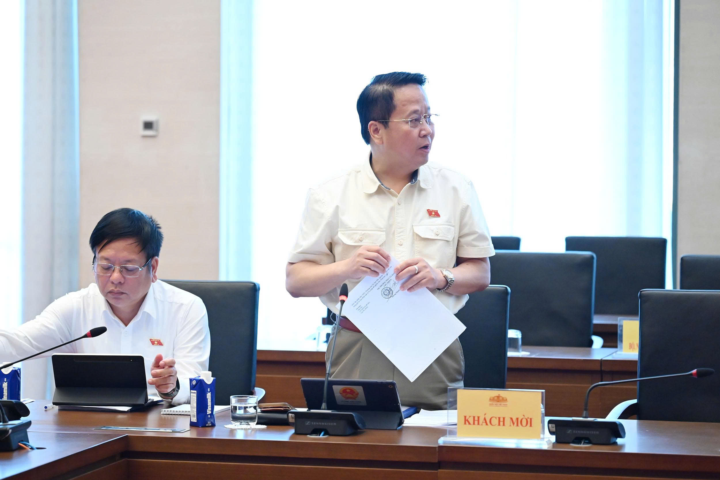 Ủy ban Quốc phòng, An ninh và Đối ngoại thẩm tra chính thức dự án Luật sửa đổi, bổ sung một số điều của 10 luật có liên quan đến an ninh, trật tự