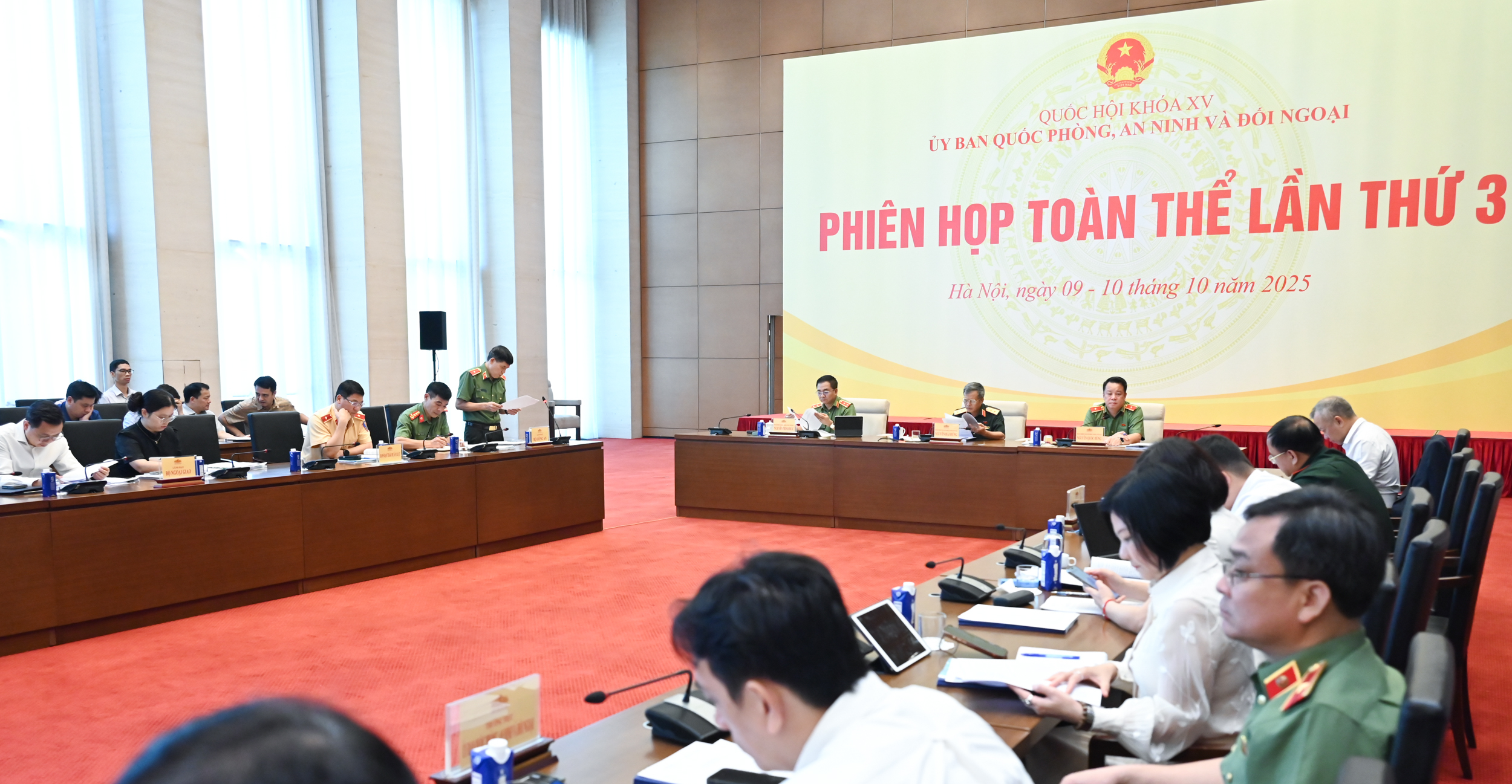 Ủy ban Quốc phòng, An ninh và Đối ngoại thẩm tra chính thức dự án Luật sửa đổi, bổ sung một số điều của 10 luật có liên quan đến an ninh, trật tự