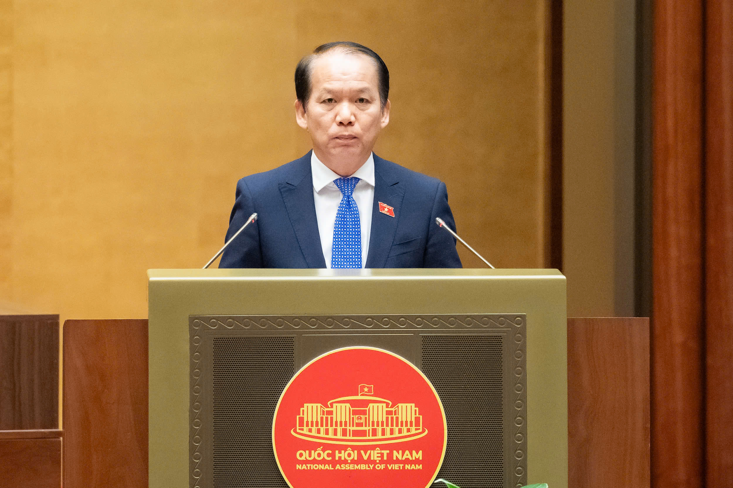 Quốc hội thông qua Luật Thi hành tạm giữ, tạm giam và cấm đi khỏi nơi cư trú