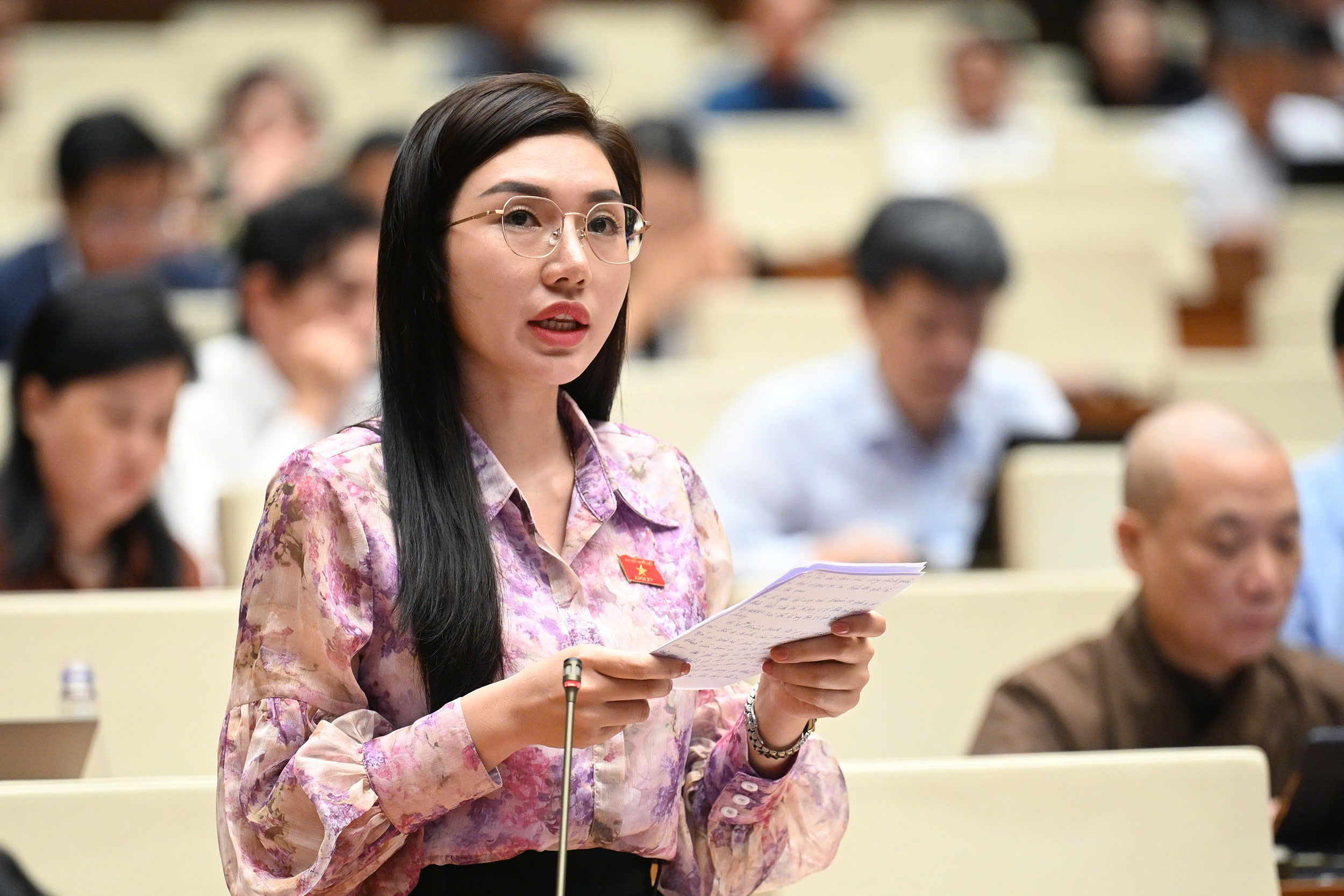 Cân nhắc kỹ lưỡng việc trao quyền phân cấp cho UBND cấp xã