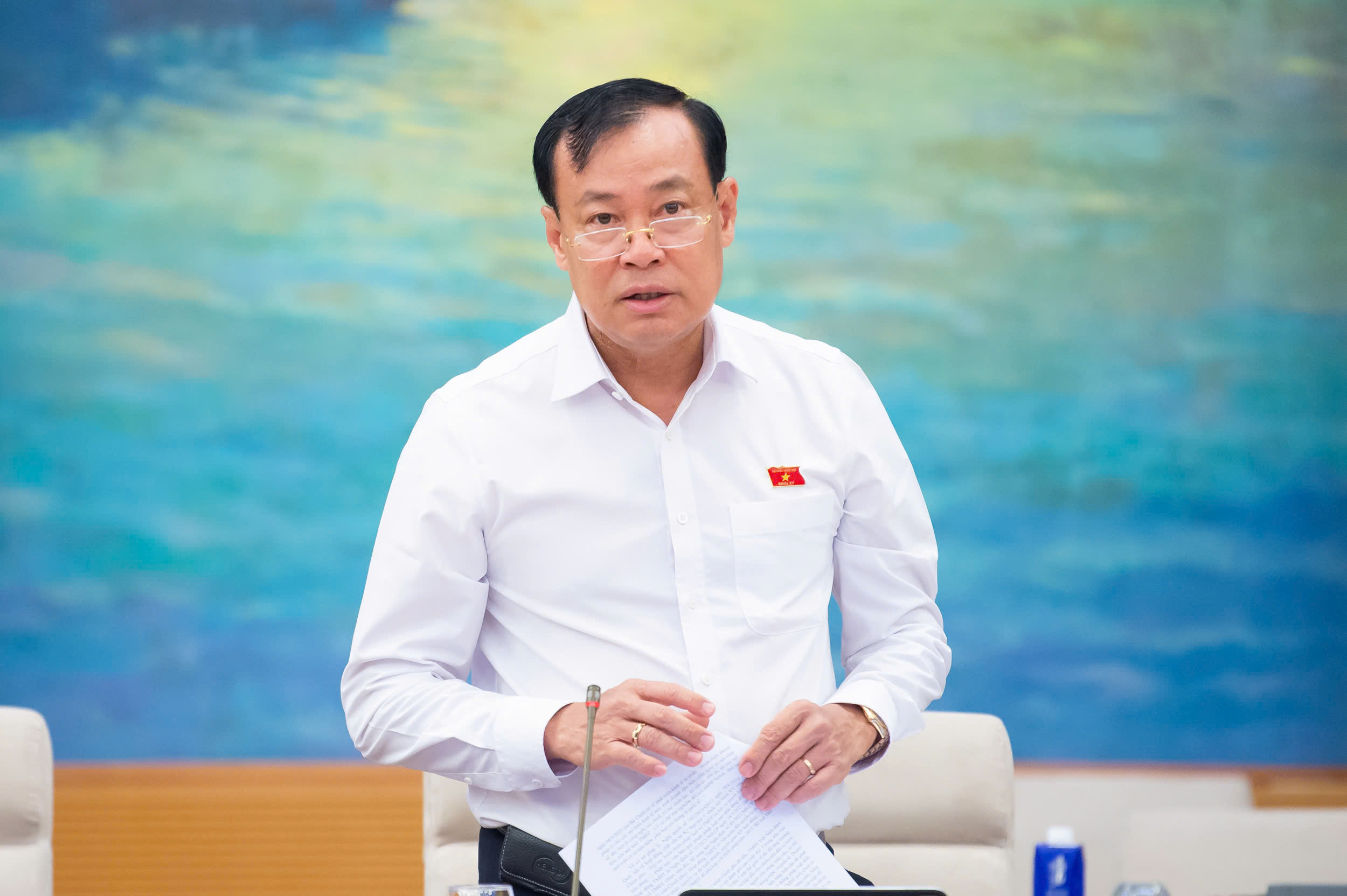 Uỷ ban Thường vụ Quốc hội cho ý kiến Dự án Luật Thương mại điện tử