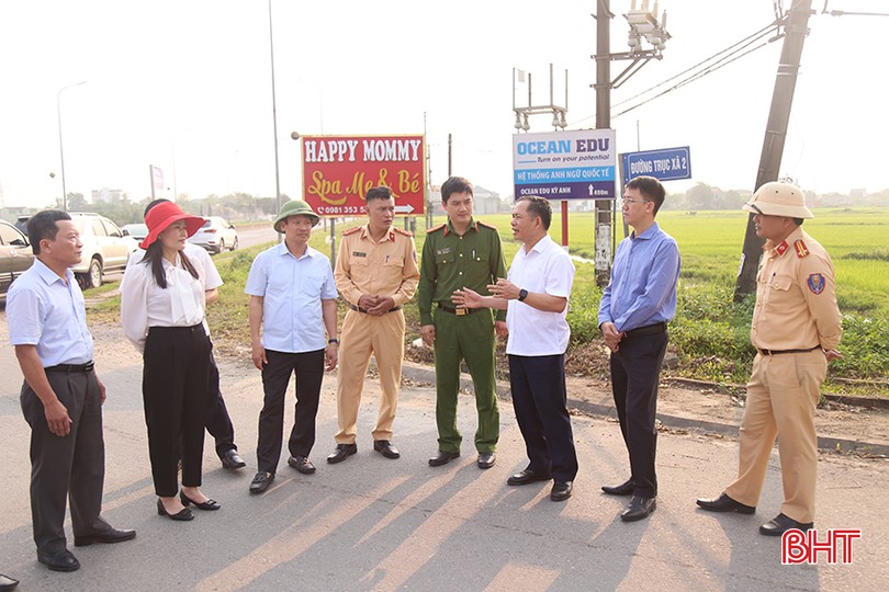 XÁC ĐỊNH RÕ TRÁCH NHIỆM VỀ ĐẢM BẢO TRẬT TỰ AN TOÀN GIAO THÔNG