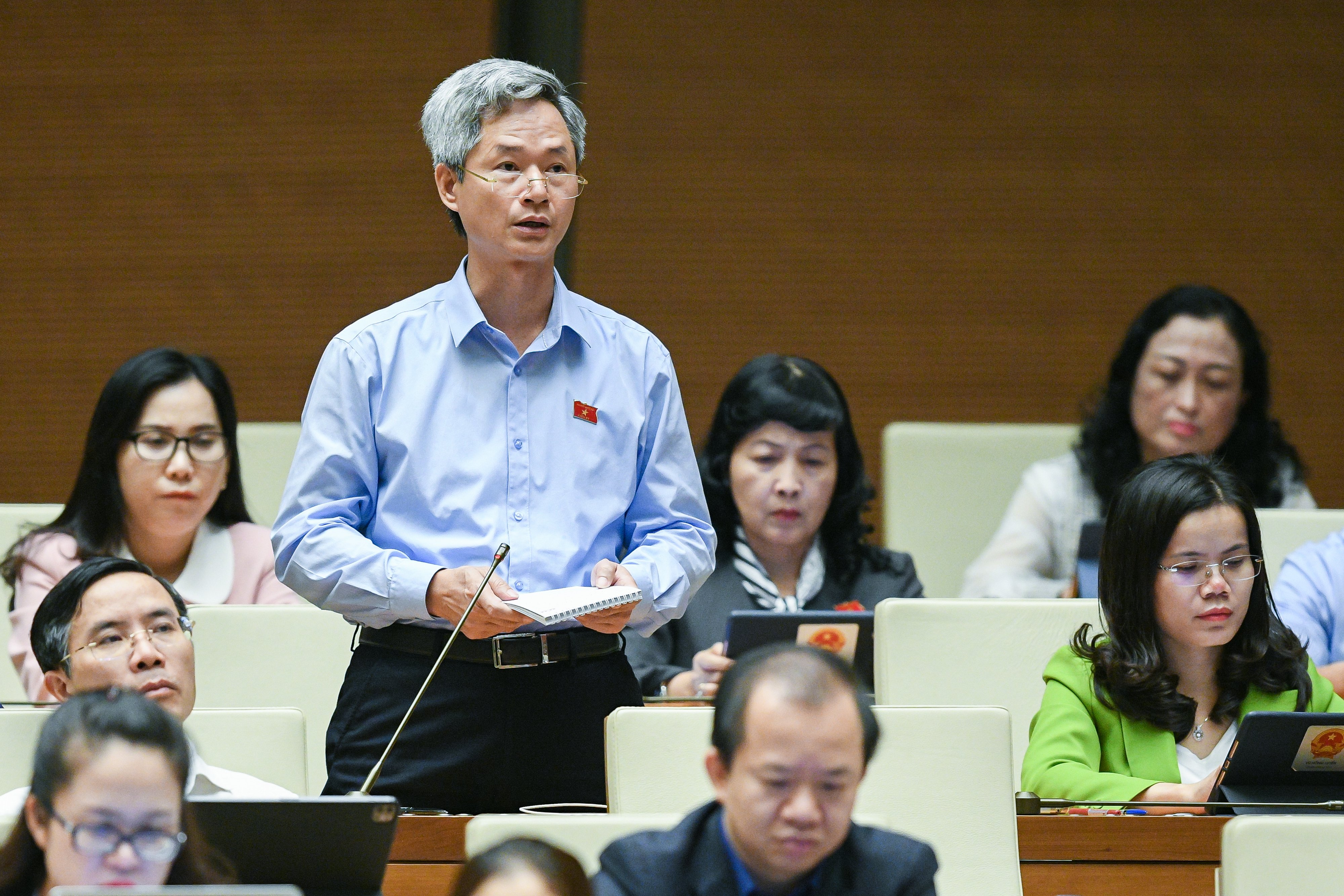 Quốc hội biểu quyết thông qua Luật Thanh tra (sửa đổi), Luật Dầu khí (sửa đổi) và thảo luận về dự án Luật Đất đai (sửa đổi) - 15