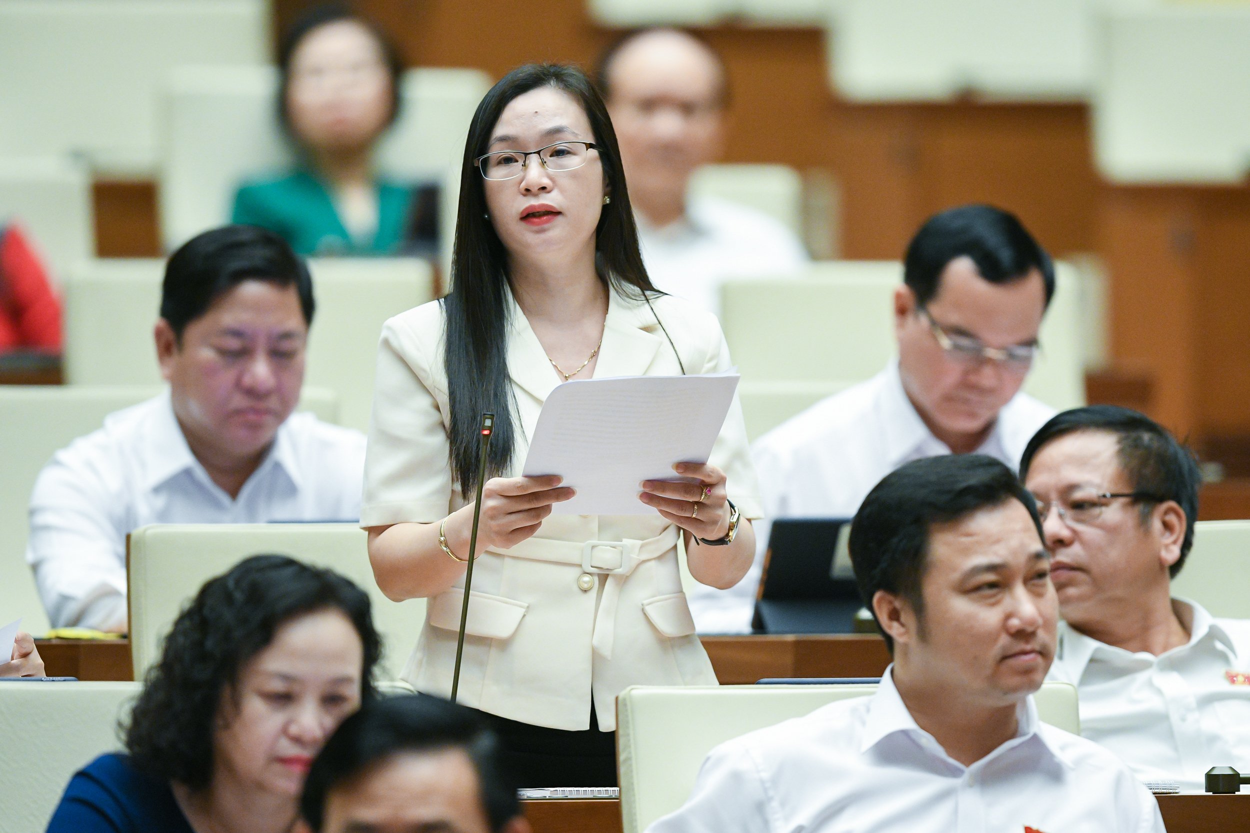 Quốc hội biểu quyết thông qua Nội quy Kỳ họp (sửa đổi) và thảo luận về dự án Luật Đấu thầu (sửa đổi) - 6