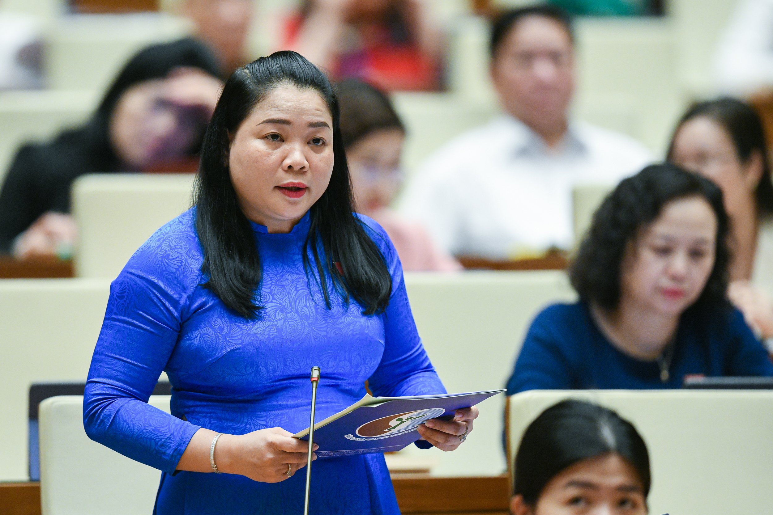 Quốc hội biểu quyết thông qua Nội quy Kỳ họp (sửa đổi) và thảo luận về dự án Luật Đấu thầu (sửa đổi) - 12