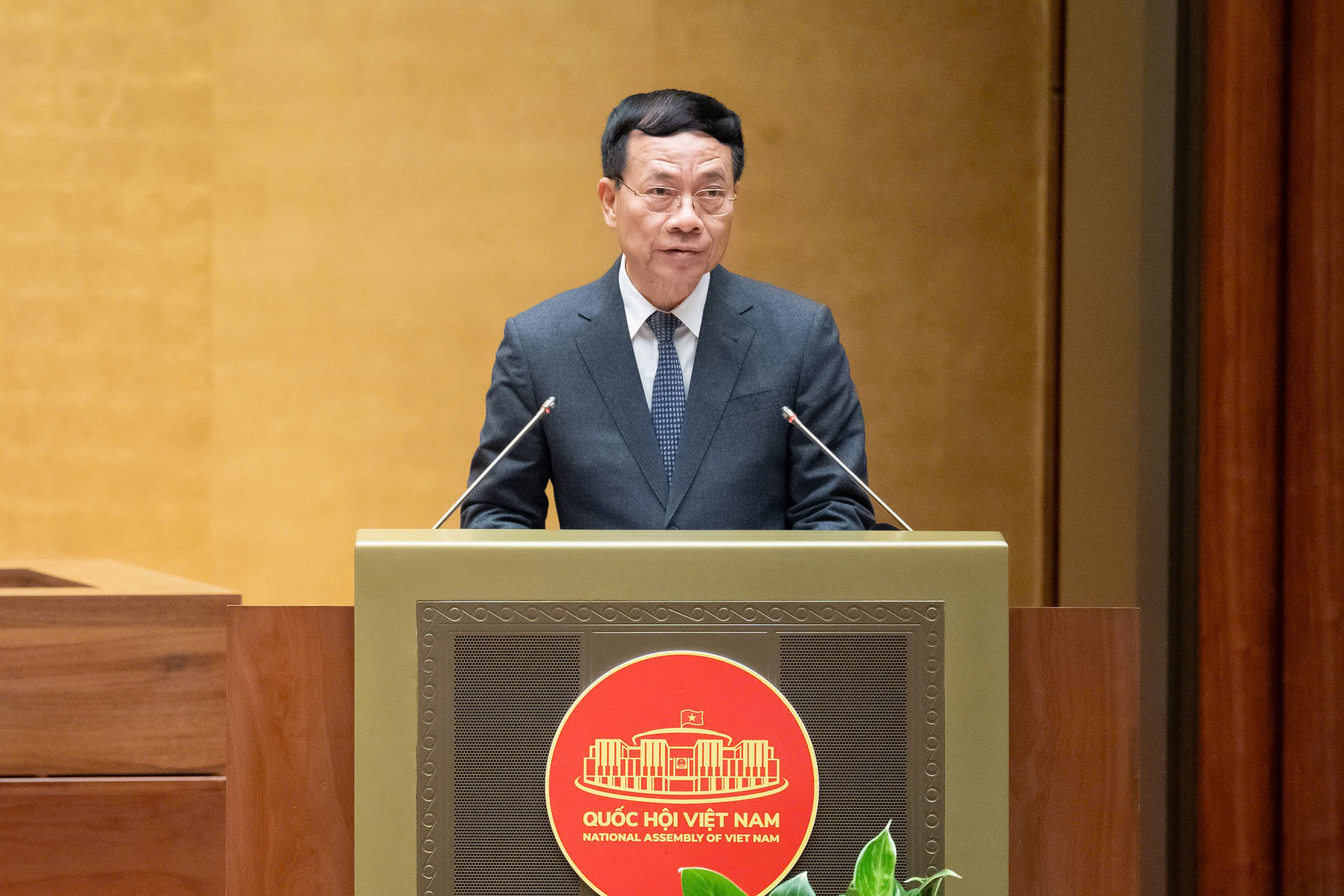 Tạo môi trường thuận lợi cho việc làm chủ và ứng dụng thành tựu khoa học và công nghệ tiên tiến