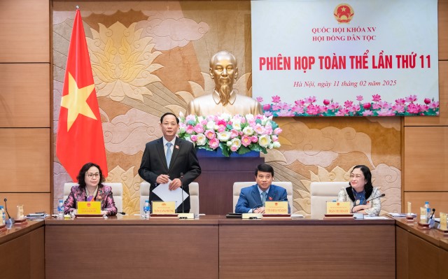 Phó Chủ tịch Quốc hội, Thượng tướng Trần Quang Phương dự Phiên họp toàn thể lần thứ 11 của Hội đồng Dân tộc