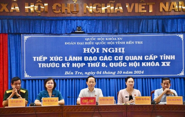 Đoàn Đại biểu Quốc hội tỉnh Bến Tre tiếp xúc với lãnh đạo các cơ quan cấp tỉnh