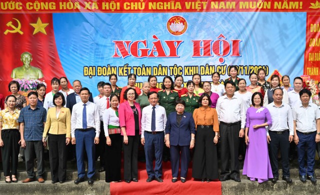 Chủ nhiệm Ủy ban Xã hội Nguyễn Thúy Anh dự Ngày hội Đại đoàn kết toàn dân tộc tại Phú Thọ