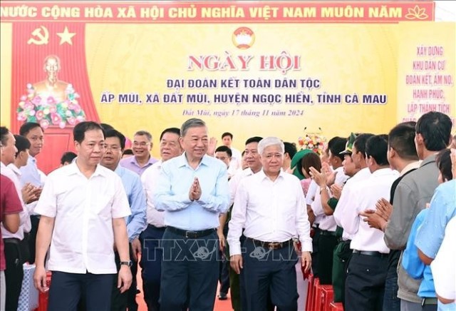 Tổng Bí thư Tô Lâm dự Ngày hội Đại đoàn kết toàn dân tộc tại ấp Mũi, xã Đất Mũi, Cà Mau