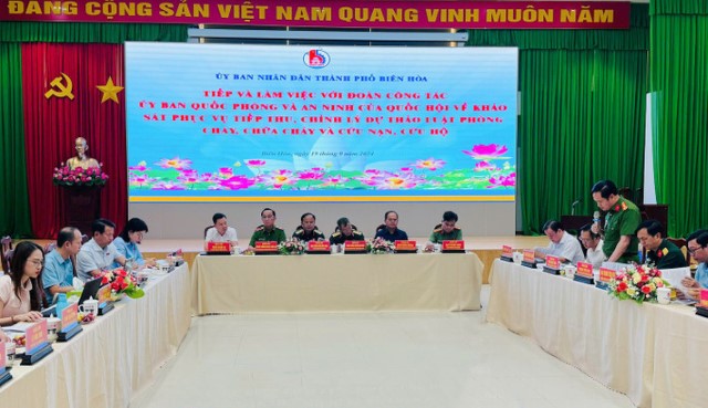 Đoàn khảo sát của Ủy ban Quốc phòng và An ninh làm việc với UBND TP. Biên Hòa, Đồng Nai