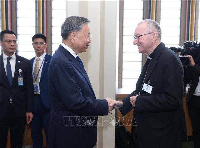 Tổng Bí thư, Chủ tịch nước Tô Lâm gặp Thủ tướng Vatican