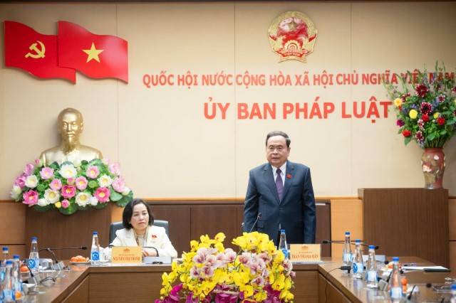 Chủ tịch Quốc hội Trần Thanh Mẫn thăm, làm việc với Ủy ban Pháp luật và Ủy ban Tư pháp