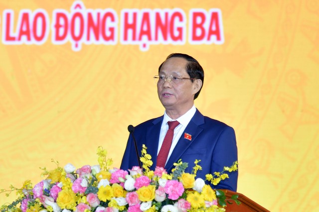 Phó Chủ tịch Quốc hội, Thượng tướng Trần Quang Phương dự Lễ kỷ niệm 60 năm thành lập huyện Yên Thủy