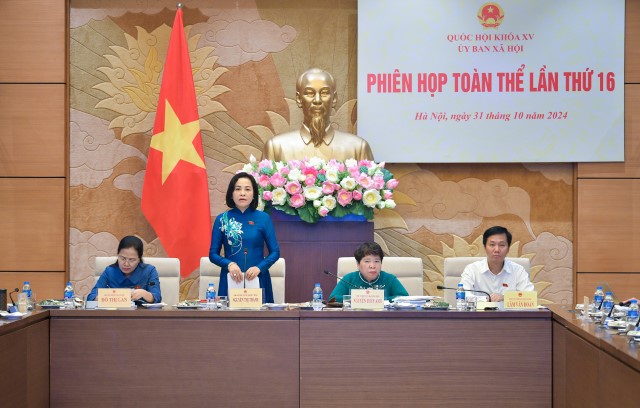 Phó Chủ tịch Quốc hội Nguyễn Thị Thanh dự phiên họp toàn thể lần thứ 16 của Ủy ban Xã hội