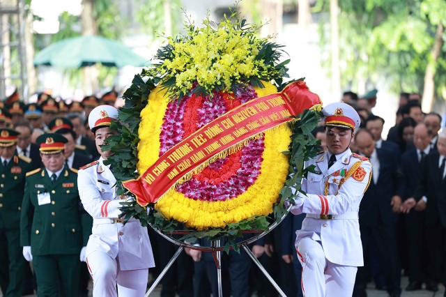 LÃNH ĐẠO ĐẢNG, NHÀ NƯỚC, MẶT TRẬN TỔ QUỐC VIỆT NAM VIẾNG TỔNG BÍ THƯ NGUYỄN PHÚ TRỌNG