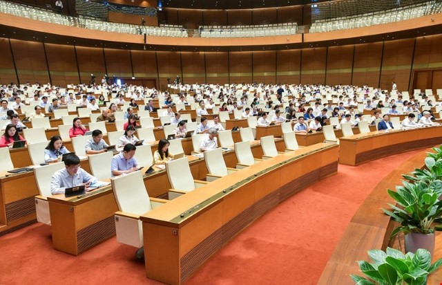 CẦN THÁO GỠ KHÓ KHĂN CHO CÔNG TÁC GIÁO DỤC, ĐÀO TẠO HỌC SINH, SINH VIÊN, NGƯỜI LAO ĐỘNG VÙNG DÂN TỘC THIỂU SỐ