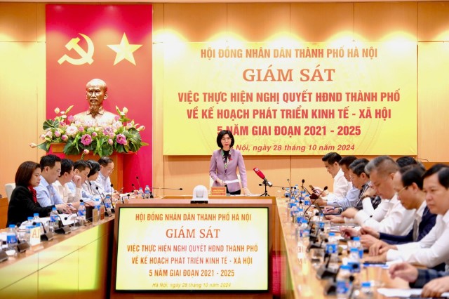 HĐND Thành phố Hà Nội giám sát thực hiện nghị quyết phát triển kinh tế