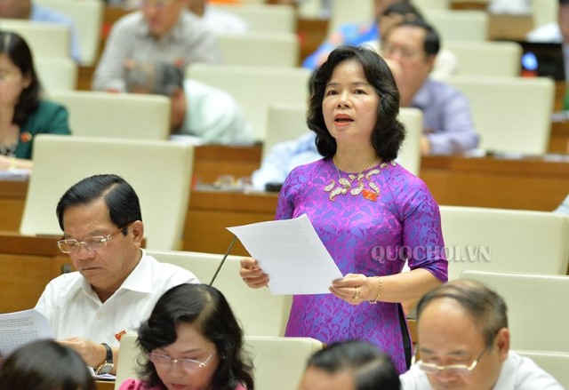 ĐBQH PHẠM THỊ THU TRANG – QUẢNG NGÃI: ĐỀ NGHỊ BỔ SUNG QUY ĐỊNH VỀ NGUYÊN TẮC ĐẢM BẢO ĐỒNG BỘ, THỐNG NHẤT GIỮA CÁC DỰ ÁN LUẬT