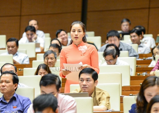 ĐBQH HỨA THỊ HÀ – TUYÊN QUANG: ĐỀ NGHỊ CHÍNH PHỦ NGHIÊN CỨU MIỄN GIẢM HỌC PHÍ VỚI TRẺ EM MẦM NON 5 TUỔI VÀ HỌC SINH TRUNG HỌC CƠ SỞ