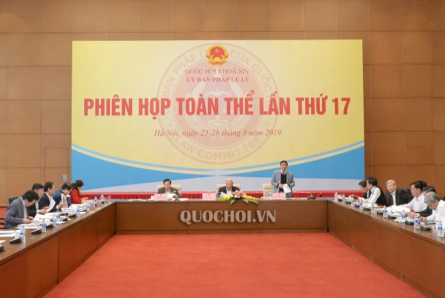 UỶ BAN PHÁP LUẬT CHO Ý KIẾN VỀ ĐỀ ÁN THÀNH LẬP 05 PHƯỜNG THUỘC THỊ XÃ LONG KHÁNH VÀ THÀNH LẬP THÀNH PHỐ LONG KHÁNH, TỈNH ĐỒNG NAI