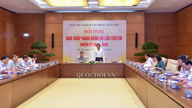 MỘT SỐ HÌNH ẢNH TẠI HỘI NGHỊ BAN CHẤP HÀNH ĐẢNG BỘ CƠ QUAN VĂN PHÒNG QUỐC HỘI LẦN THỨ XVI