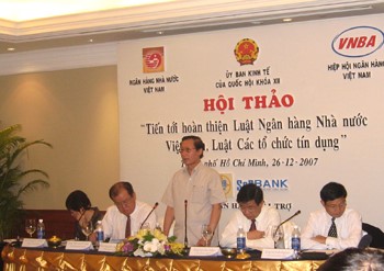 Phó chủ tịch QH Nguyễn Đức Kiên dự Hội thảo “Tiến tới hoàn thiện Luật Ngân hàng nhà nước Việt Nam, Luật Các tổ chức tín dụng”