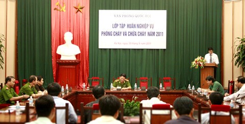 Văn phòng Quốc hội tổ chức lớp tập huấn nghiệp vụ PCCC năm 2011