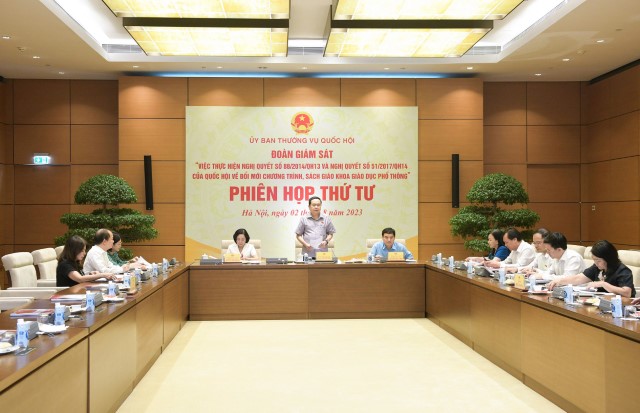 PHIÊN HỌP THỨ TƯ, ĐOÀN GIÁM SÁT VIỆC THỰC HIỆN NGHỊ QUYẾT SỐ 88 VÀ NGHỊ QUYẾT SỐ 51 CỦA QUỐC HỘI VỀ ĐỔI MỚI CHƯƠNG TRÌNH, SÁCH GIÁO KHOA GIÁO DỤC PHỔ THÔNG