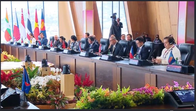 ĐOÀN ĐẠI BIỂU QUỐC HỘI VIỆT NAM THAM DỰ CUỘC GẶP CÁC NHÀ LÃNH ĐẠO ASEAN - AIPA