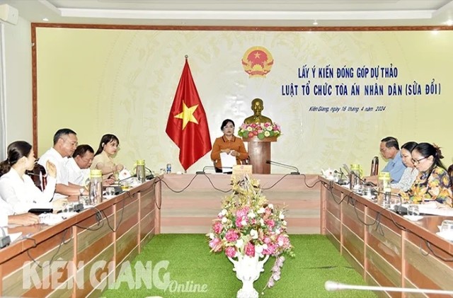 ĐOÀN ĐBQH TỈNH KIÊN GIANG LẤY Ý KIẾN ĐÓNG GÓP VÀO DỰ ÁN LUẬT TỔ CHỨC TÒA ÁN NHÂN DÂN (SỬA ĐỔI)