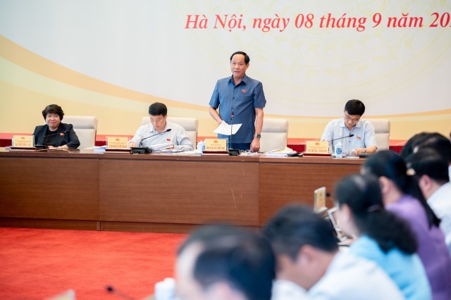 PHÓ CHỦ TỊCH QUỐC HỘI TRẦN QUANG PHƯƠNG CHỦ TRÌ CUỘC LÀM VIỆC VỚI CHÍNH PHỦ VỀ 3 CHƯƠNG TRÌNH MỤC TIÊU QUỐC GIA