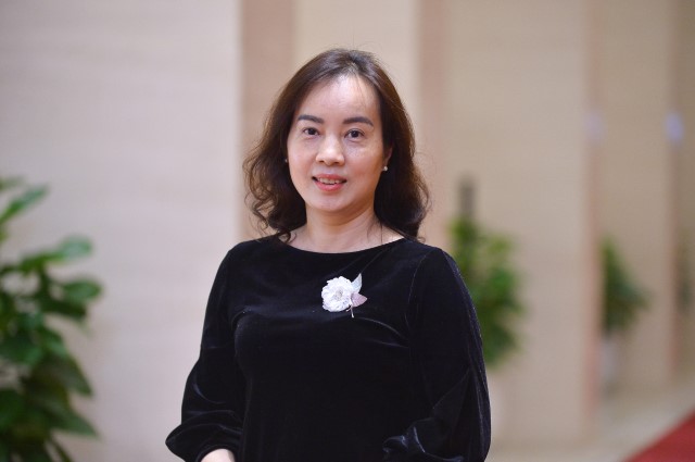 ĐBQH NGUYỄN THỊ KIM ANH: CẦN BỔ SUNG QUY ĐỊNH VỀ BẢO VỆ, KIỂM SOÁT CHẶT ĐẤT TRỒNG LÚA, ĐẤT RỪNG ĐẶC DỤNG