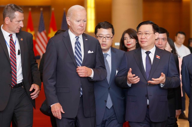 CHỦ TỊCH QUỐC HỘI VƯƠNG ĐÌNH HUỆ HỘI KIẾN TỔNG THỐNG HOA KỲ JOE BIDEN: CỦNG CỐ LÒNG TIN, HIỂU BIẾT VÀ TÔN TRỌNG LẪN NHAU LÀ NỀN TẢNG CHO QUAN HỆ VIỆT NAM - HOA KỲ