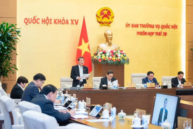 UBTVQH CHO Ý KIẾN VỀ VIỆC ĐIỀU CHỈNH KẾ HOẠCH ĐẦU TƯ VỐN NSTW 2023, KẾ HOẠCH ĐẦU TƯ CÔNG TRUNG HẠN VÀ GIAO VỐN CHƯƠNG TRÌNH PHỤC HỒI PHÁT TRIỂN KT-XH