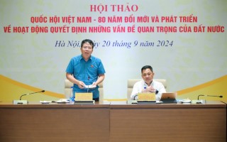 Hoạt động quyết định những vấn đề quan trọng của đất nước ngày càng đổi mới, thúc đẩy phát triển kinh tế - xã hội