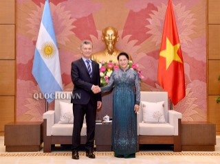 CHỦ TỊCH QUỐC HỘI NGUYỄN THỊ KIM NGÂN HỘI KIẾN TỔNG THỐNG ARGENTINA MAURICIO MACRI