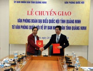 CHUYỂN GIAO VĂN PHÒNG ĐOÀN ĐBQH QUẢNG NINH VỀ UBND TỈNH