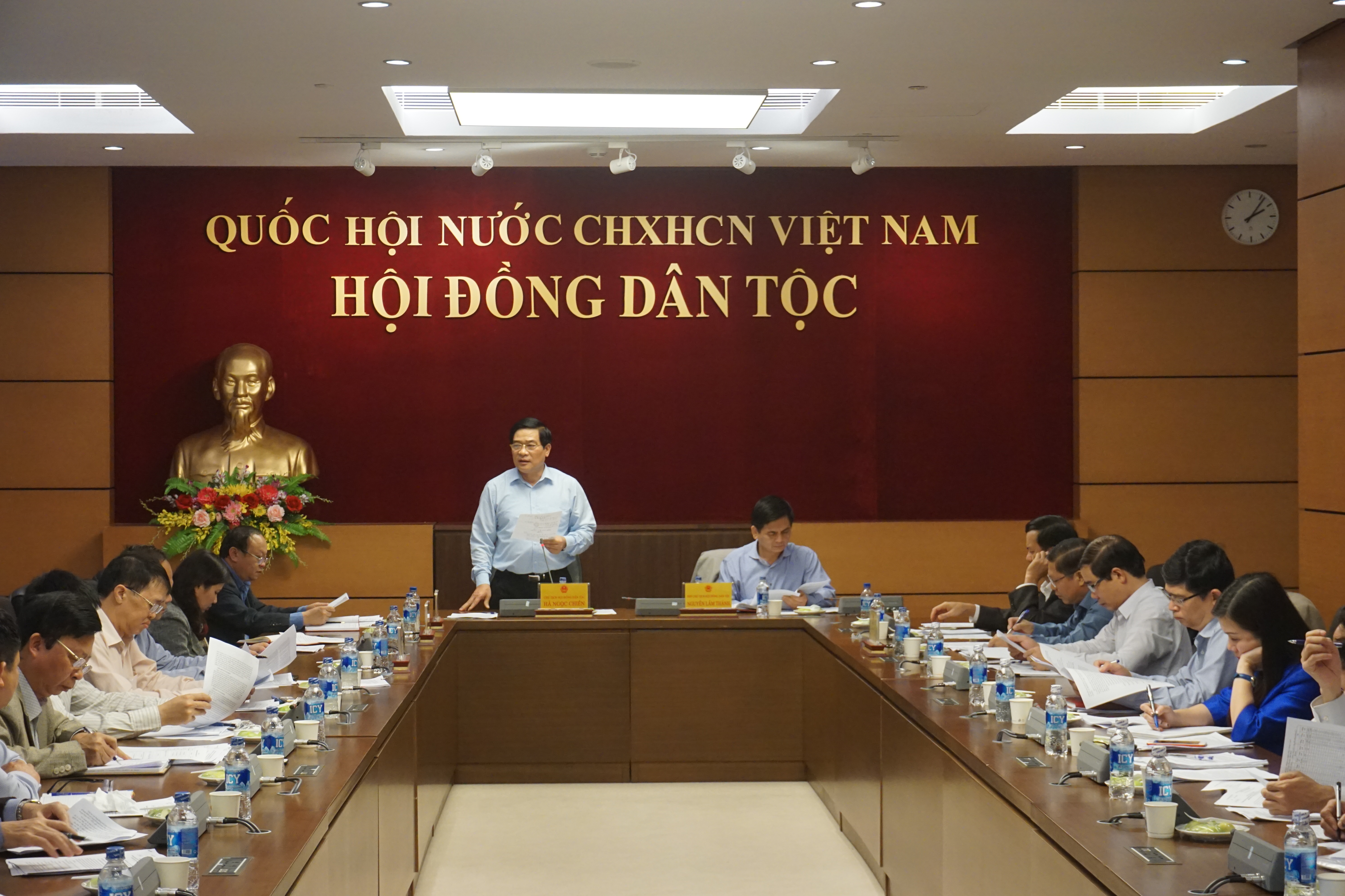 Hội đồng Dân tộc họp với các Bộ ngành về Phiên giải trình phân định vùng dân tộc